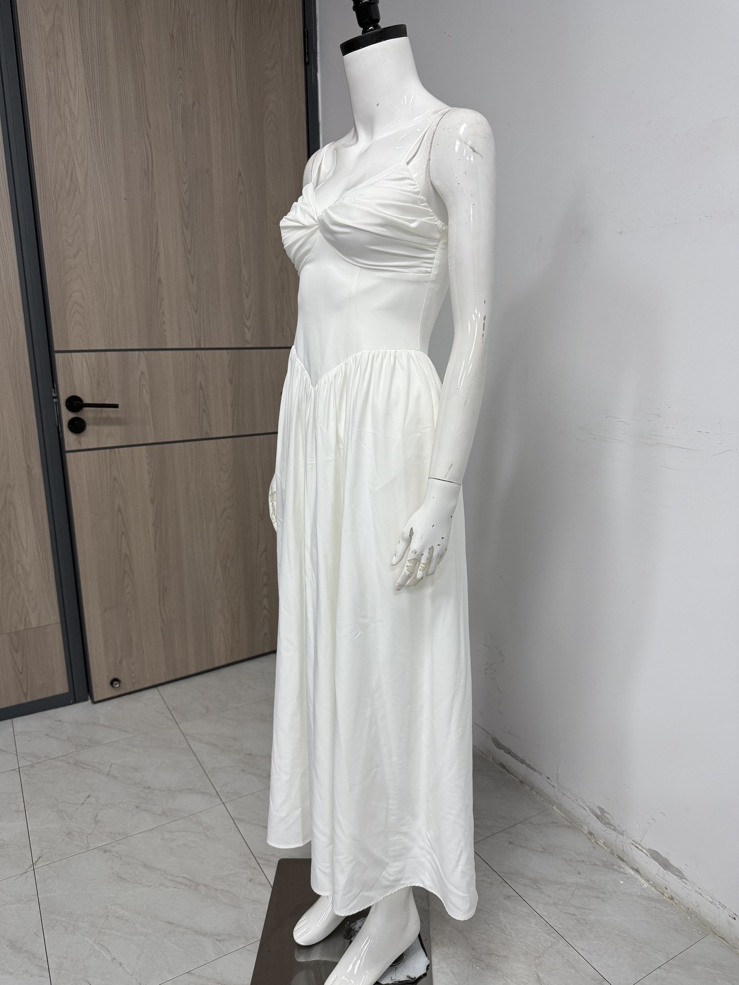 V-Neck Backless Maxi Strap Dress for Evening Parties