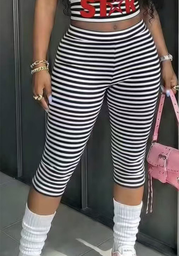 Plus Size Women Black White Striped Stretchy Capri Pants