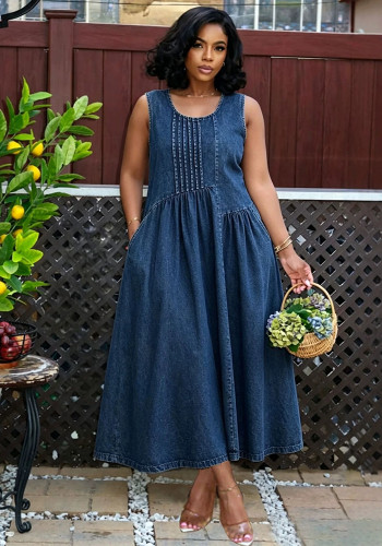 Women's Casual Pleated Sleeveless Denim Dress with Side Pockets