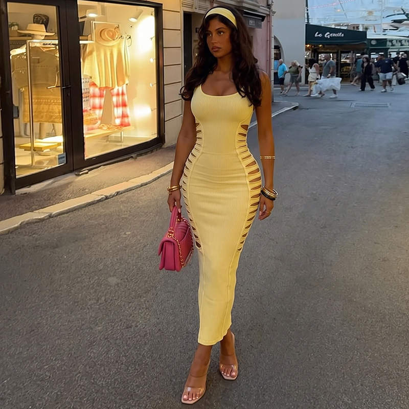 Solid Cutout U-Neck Slim-Fit Bodycon Dress for Fall