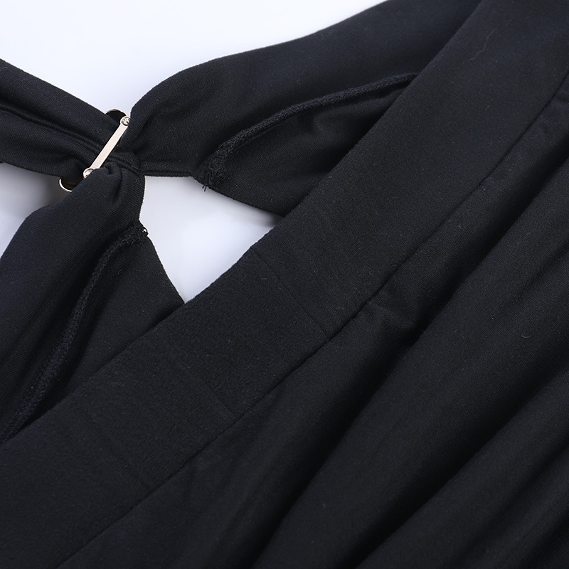 Halter Neck Cutout Basics Top for Casual Wear