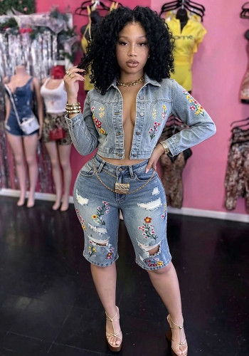 Fall/Winter Women's Embroidered Denim Stretch Long-Sleeve Top and Knee-Length Shorts Set