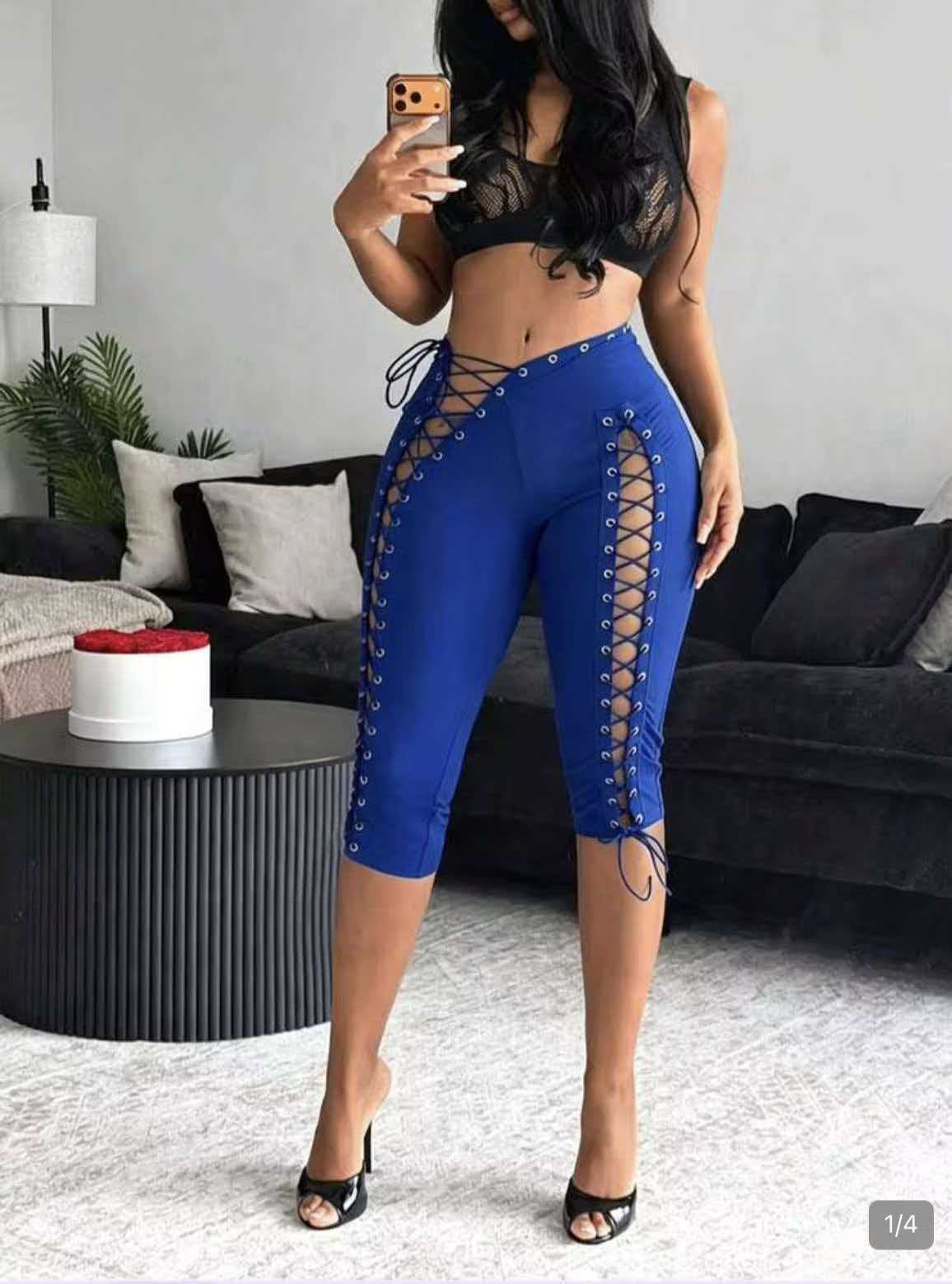 High-Waist Lace-Up Cutout Stretchy Slim-Fit Capri Yoga Pants
