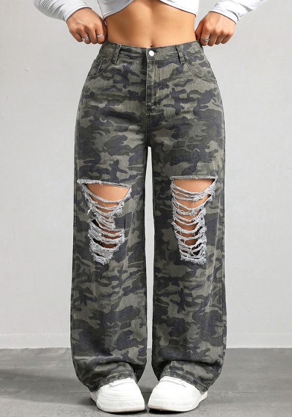 Plus Size Women’s Camouflage Ripped Loose Straight Leg Wide Leg Denim Jeans