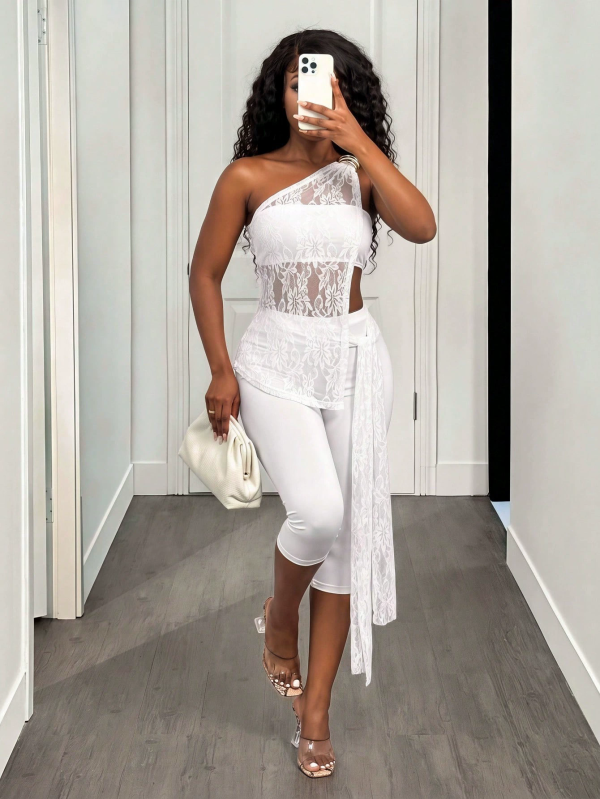 Women's Fashionable Lace Patchwork Tight-Fitting Casual Capri Pants Two-Piece Set