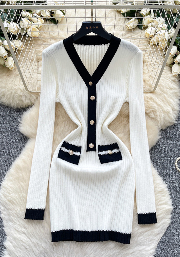 Women French Color Block V Neck Metal Buckle Long Sleeve Knit Dress