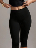 Women American Style Solid Knee-Length Shorts