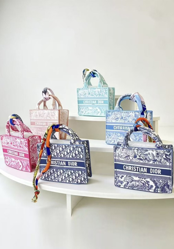 Mini Pouch Charm Keychain Bag Pendant