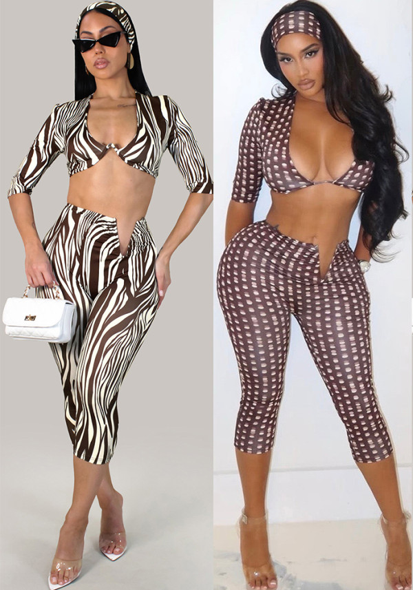Women Sexy Printed Half-Sleeve Crop Tops and Slit Capri Pants 3 Piece Set