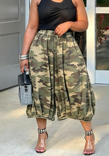 Plus Size Women Casual Denim Camo Wide Leg Cropped Pants