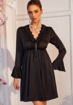 Women’s Satin Lace V Neck Bow Detail Bell Sleeve Loose Short Nightgown Women’s Satin Lace V Neck Bow Detail Bell Sleeve Loose Short Nightgown