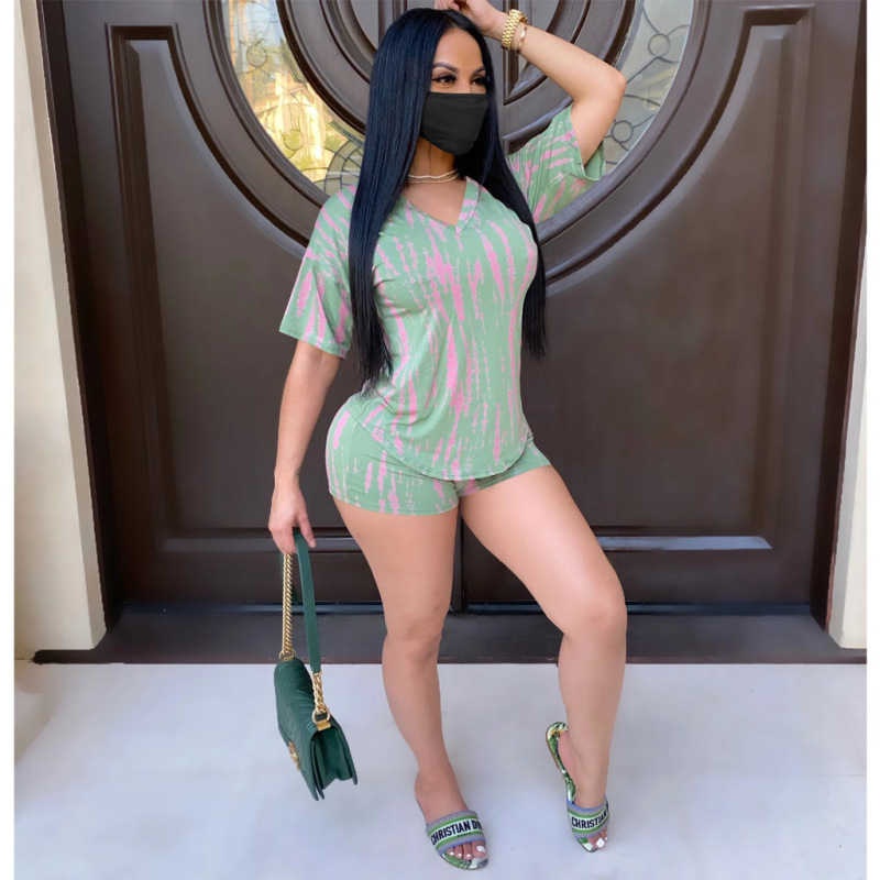 Tie-Dye Gradual Print Loose Sleeve Shorts Two-Piece Set(Mask not included)