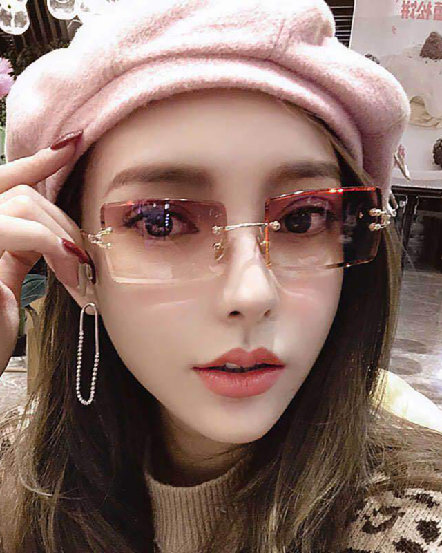 Frameless Square Sunglasses With Cut Edges