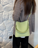 New Fashion One-Shoulder Simple Portable Messenger Large-Capacity Retro Bucket Bag
