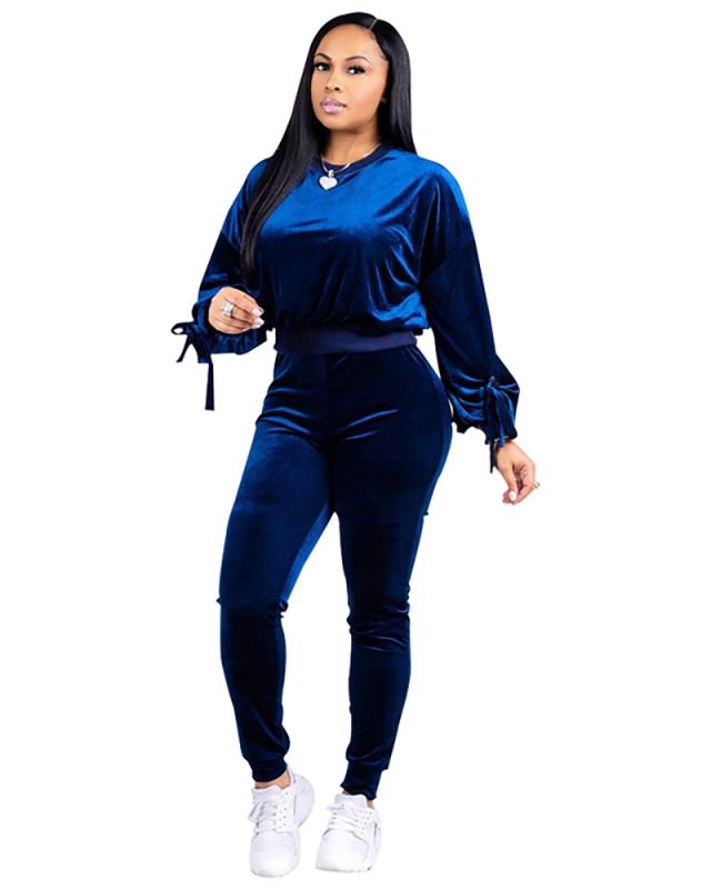 Velet Women Warm Two Piece Outfit