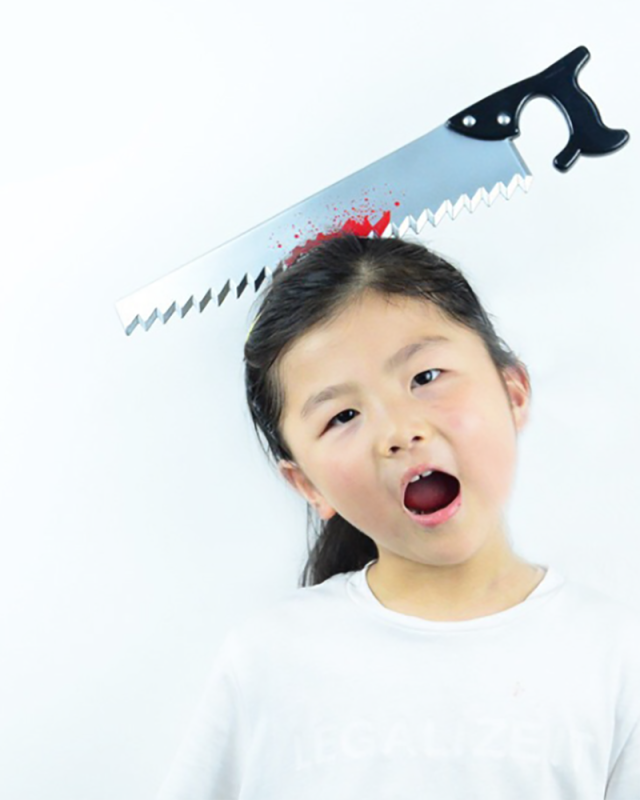 Halloween Creative Decoration Bloody Knife Party Halloween Accessories