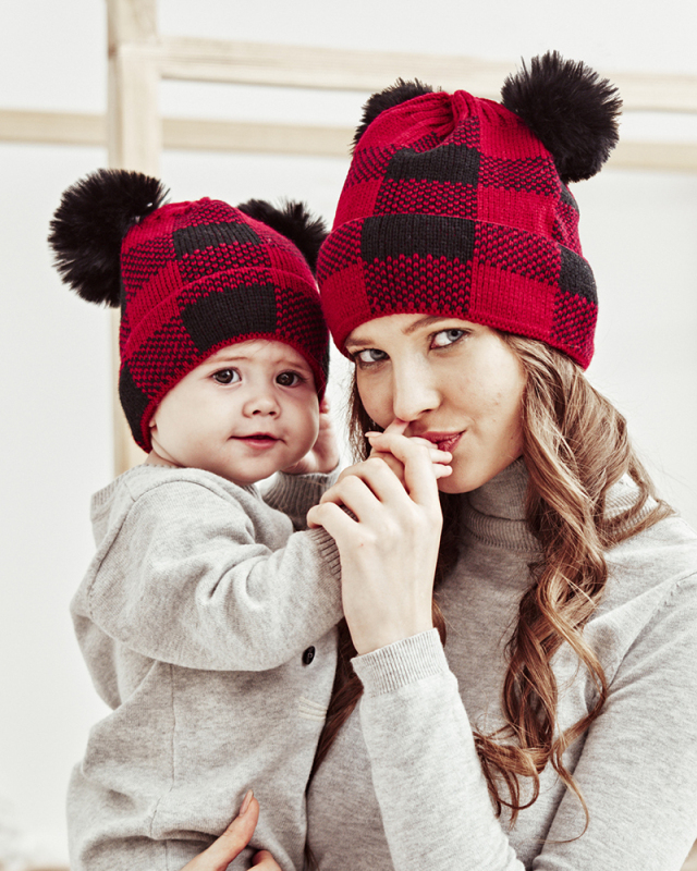 Mom& Kids Red White Grid Christmas Knit Hairball Hats
