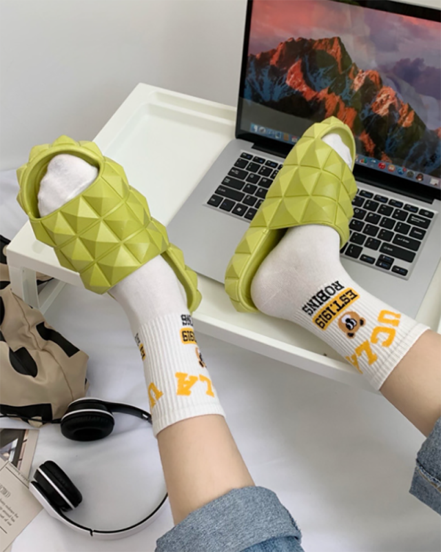 Wholesale Round Toe Plaid Decor Sandals