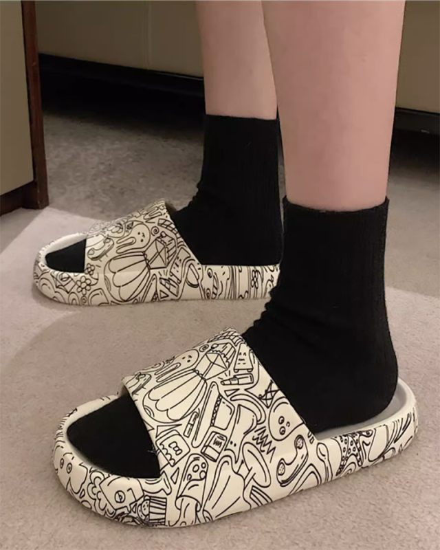 Men Cartoon Printed Indoors Sandals