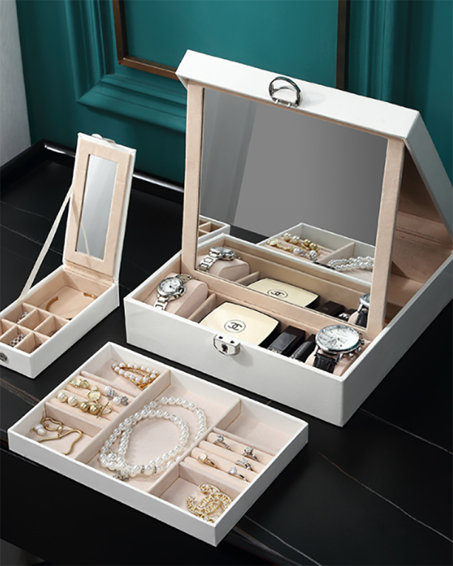 Jewelry box European style with lock jewelry organizer jewelry collection box watch necklace bracelet organizer box