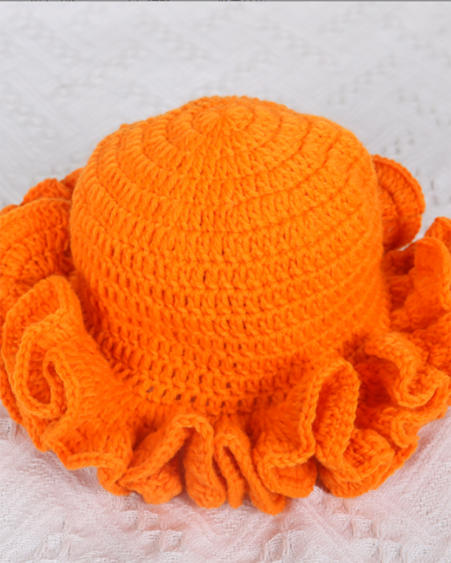 Fashionable Versatile Ruffled edge Pullover Hat