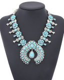 Fashion Bohemian Style Turquoise Flower Pendant Alloy Necklace