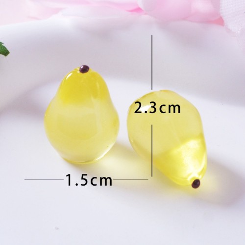 Miniature Glow-in-the-Dark Pear, Resin DIY Fruit Accessory, Simulation Pear Ornament for Decorative Accessories