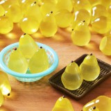 Miniature Glow-in-the-Dark Pear, Resin DIY Fruit Accessory, Simulation Pear Ornament for Decorative Accessories