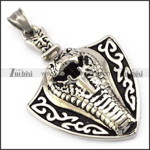 Rattle Snake Pendant p005833