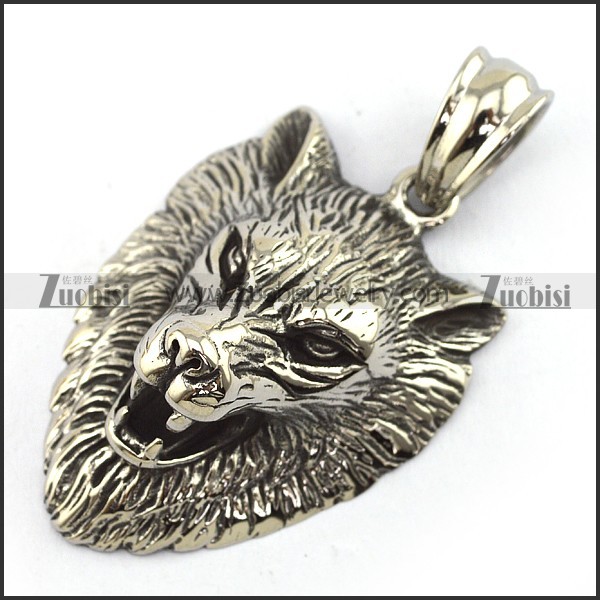 Big Wolf Pendant p003735