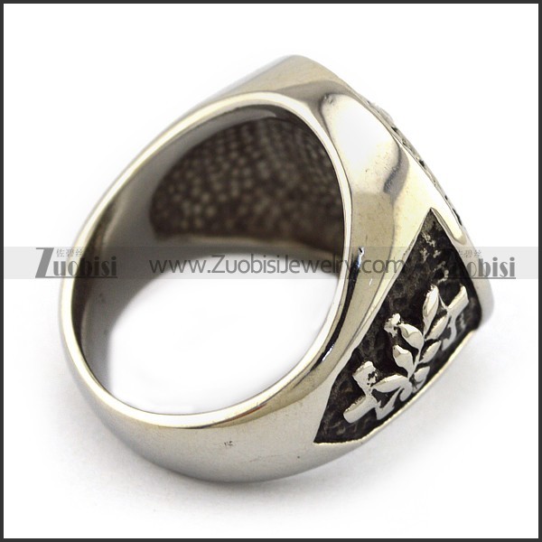 Round Silver Masonic Ring r003612