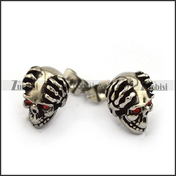Skull Earring with 2 Ruby Rhinestons Eyes e001172