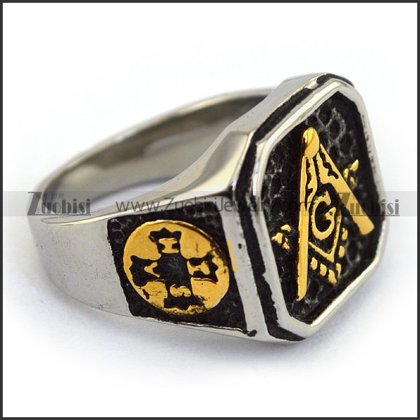 Gold Masonic Ring r003617