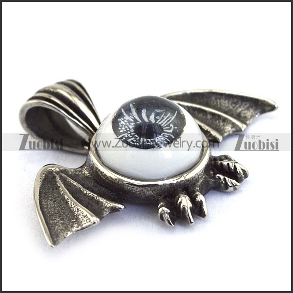 unique one eye ball pendant with 2 wings for bikers p001544