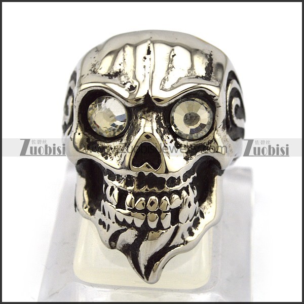 Clear Rhinestone Eyes Skull Ring with Beard r004325