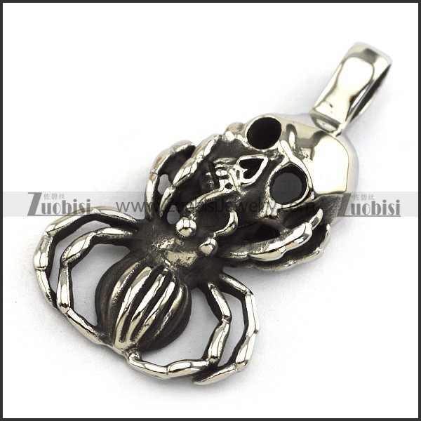 Spider Shape Skull Pendant p004437