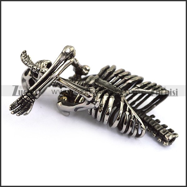 Horrible Human Skeleton Upper Part of the Body Pendant p002295