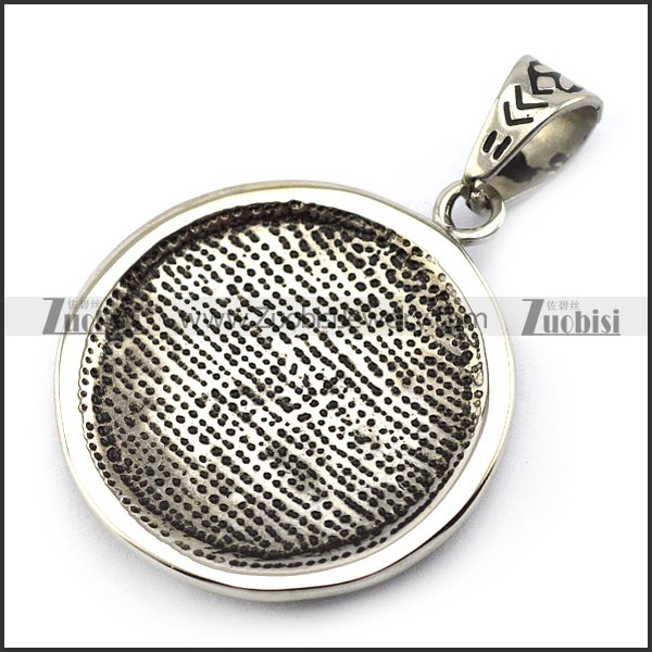 Ancient Egyptian Symbol Eye of Horus Pendant p005289