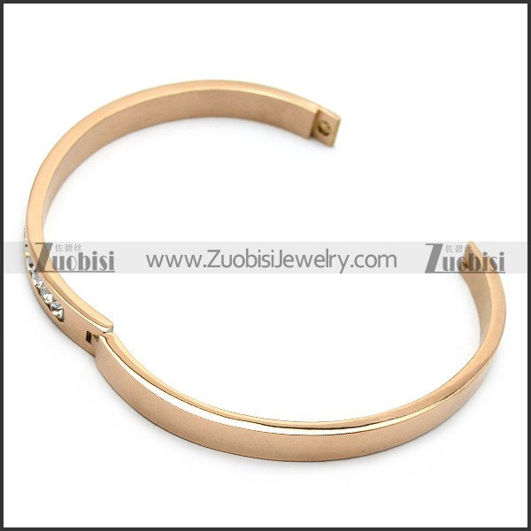 b007123