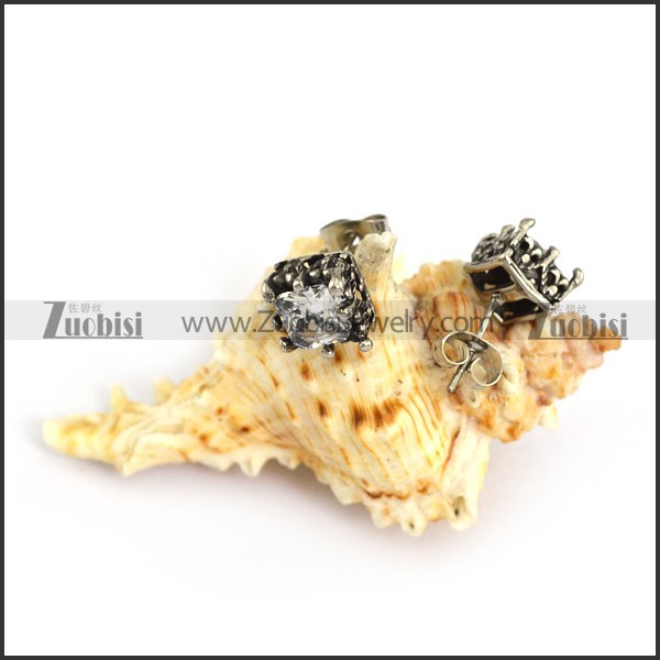 Clear Zircon Ear Nail e001244