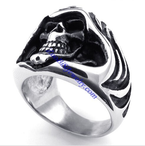 Stainless Steel Wizard Skull Ring JR330083