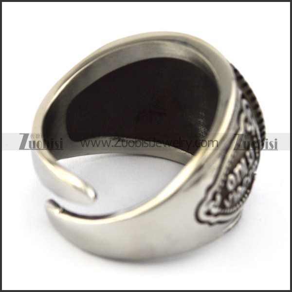 Wolf Ring r004918