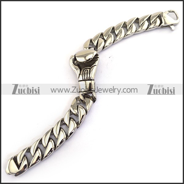 Casting Boxing Glove Bracelet in Stainless Steel b004616