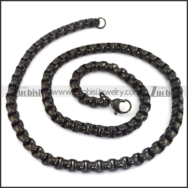 Black Pearl Chain in 600mm long 7mm wide n000613