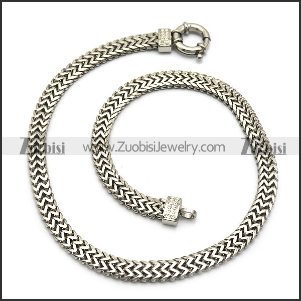 Herringbone Stainless Steel Chain Necklace with Mirror Finishing in 18.4 inch long 8mm wide n002153