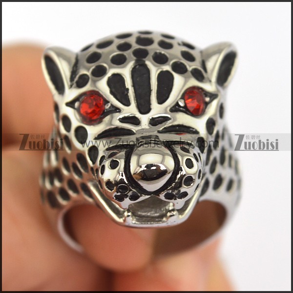 Stainless Steel Leopard Ring w Red Eye-r000359