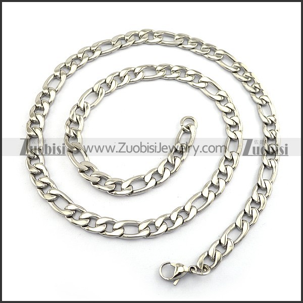 61cm long Figaro Chain Necklace in 0.8cm Wide n001581
