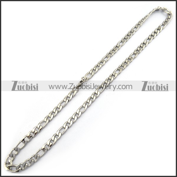 61cm long Figaro Chain Necklace in 0.8cm Wide n001581