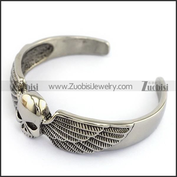 Men Skull Cuff b004710