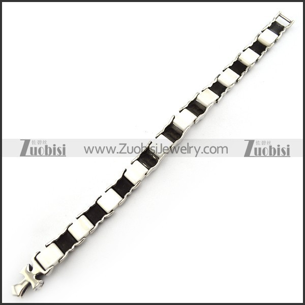 White Cremic Bracelet with Steel Skulls b005606